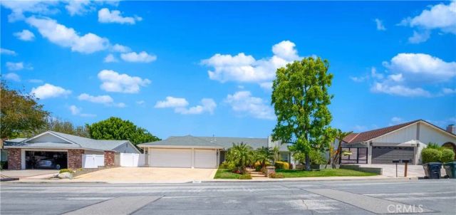 2934 Globe Avenue, Thousand Oaks, CA 91360