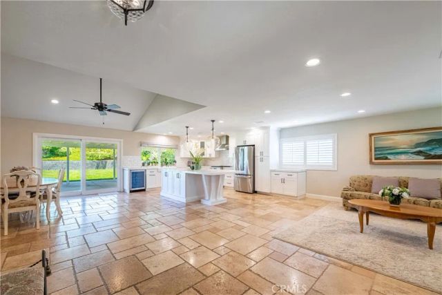 2934 Globe Avenue, Thousand Oaks, CA 91360