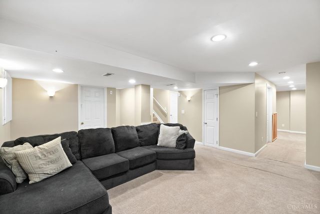 7177 Welbeck Drive, Hamilton Twp, OH 45039