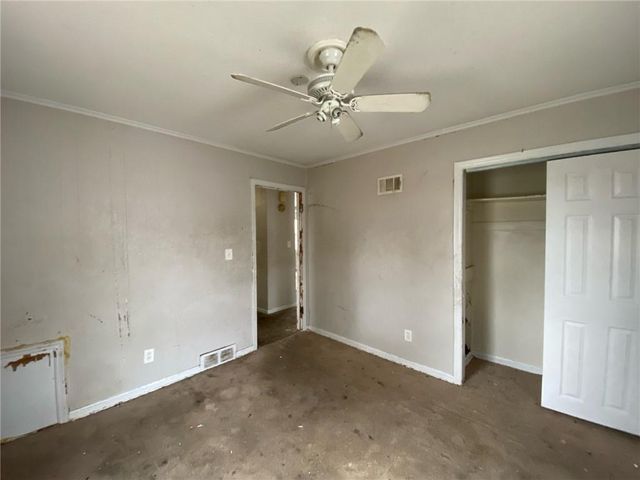 9001 E 75th Street, Raytown, MO 64138