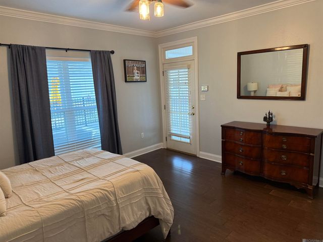 20035 Sallie Dr, Plaquemine, LA 70764