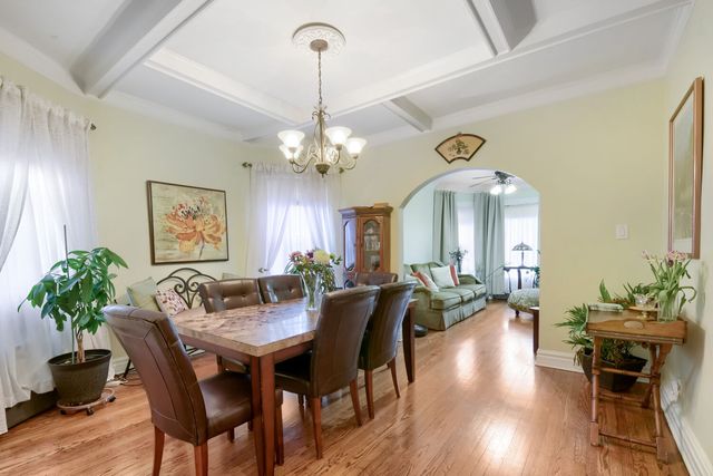 2231 N Lawndale Avenue, Chicago, IL 60647