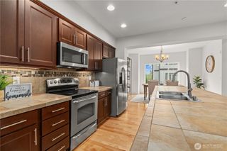 15652 NE 103rd Court #103, Redmond, WA 98052
