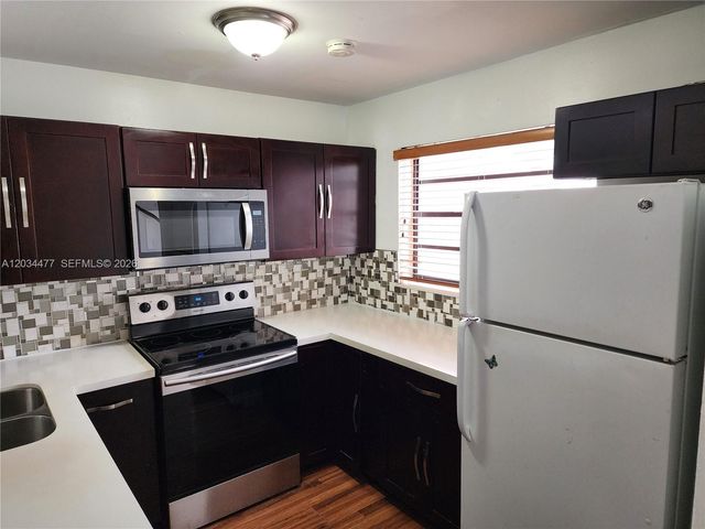 13466 SW 62nd St 101B, Miami, FL 33183