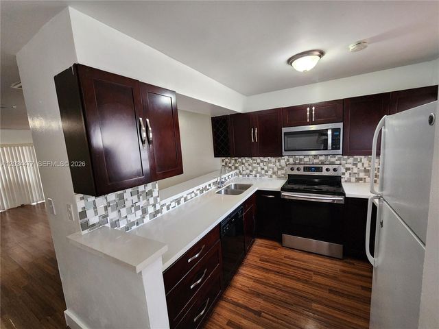 13466 SW 62nd St 101B, Miami, FL 33183