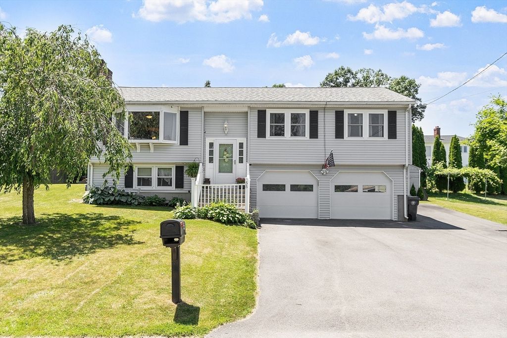 55 Derry Road, Methuen, MA 01844