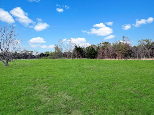 2635 Private Road 1167, Farmersville, TX 75442