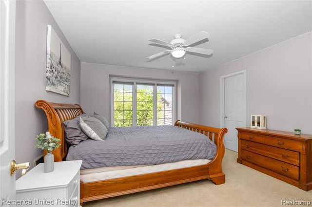 54501 Salem Drive, Shelby Twp, MI 48316
