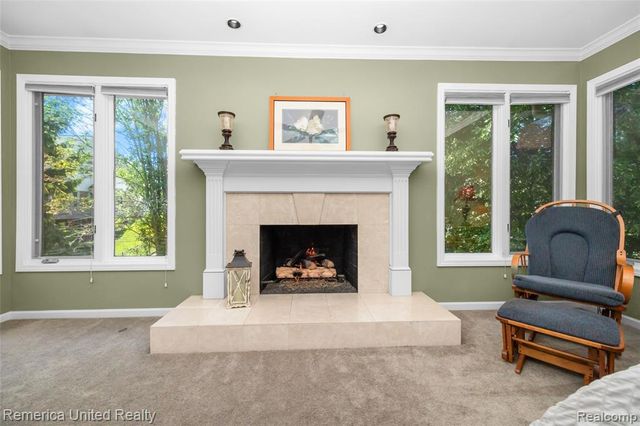 54501 Salem Drive, Shelby Twp, MI 48316