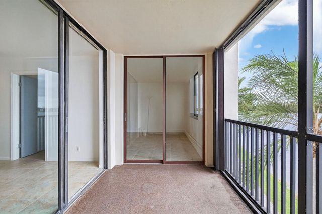 117 Lake Emerald Drive 408, Oakland Park, FL 33309