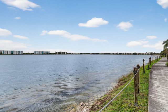 117 Lake Emerald Drive 408, Oakland Park, FL 33309