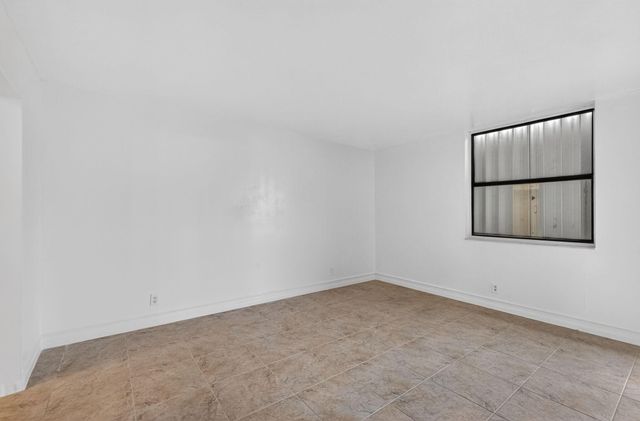 117 Lake Emerald Drive 408, Oakland Park, FL 33309