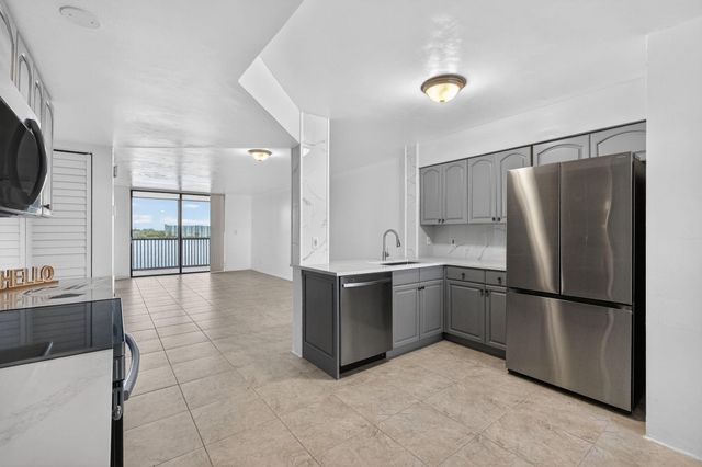 117 Lake Emerald Drive 408, Oakland Park, FL 33309