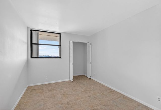 117 Lake Emerald Drive 408, Oakland Park, FL 33309