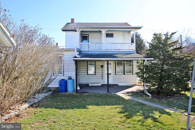 153 N CENTER ST, Fredericksburg, PA 17026