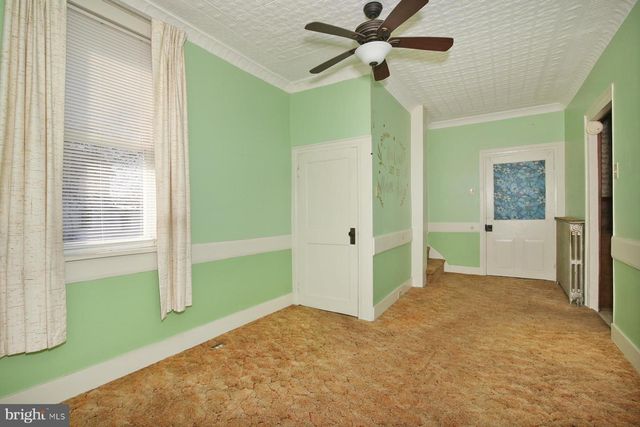 153 N CENTER ST, Fredericksburg, PA 17026