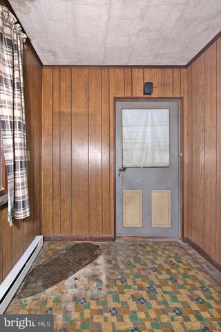 153 N CENTER ST, Fredericksburg, PA 17026