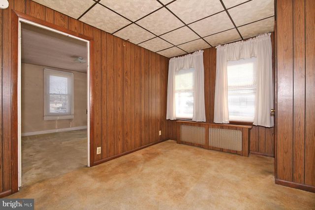 153 N CENTER ST, Fredericksburg, PA 17026