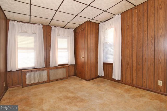 153 N CENTER ST, Fredericksburg, PA 17026