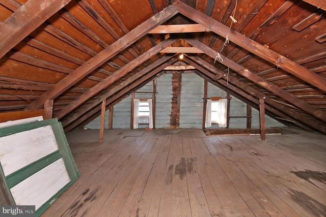 153 N CENTER ST, Fredericksburg, PA 17026