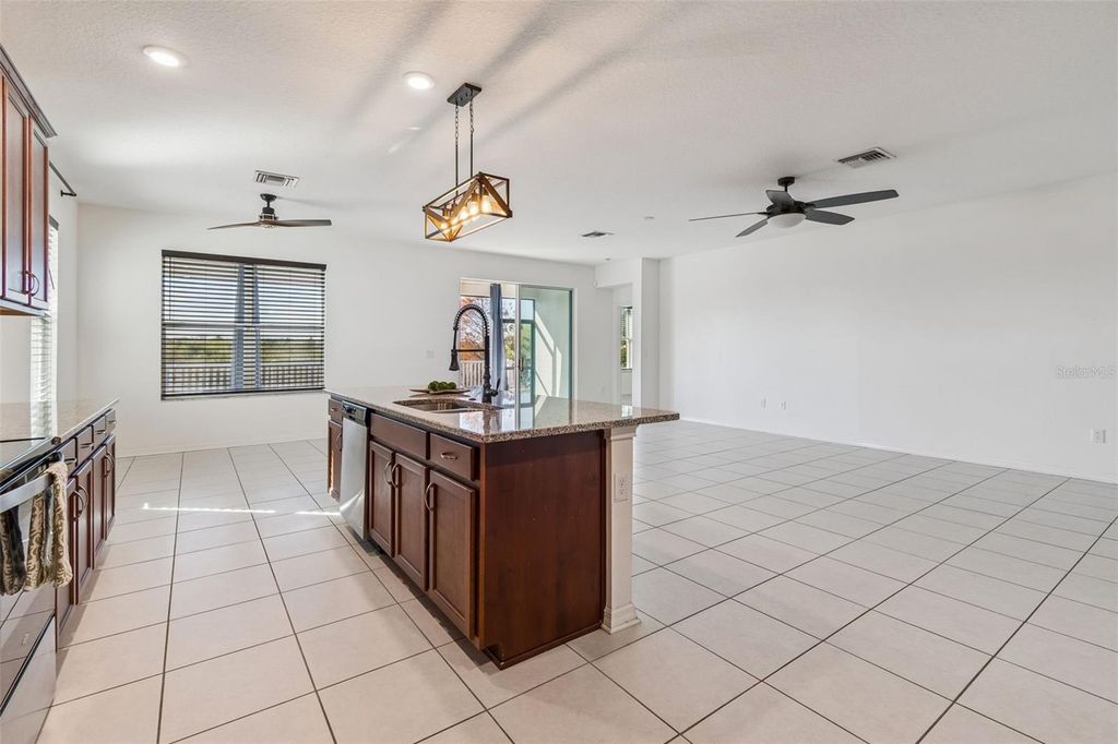 Image 18 of property listing at 4807 WINDY HAMMOCK WAY, Palmetto, FL 34221