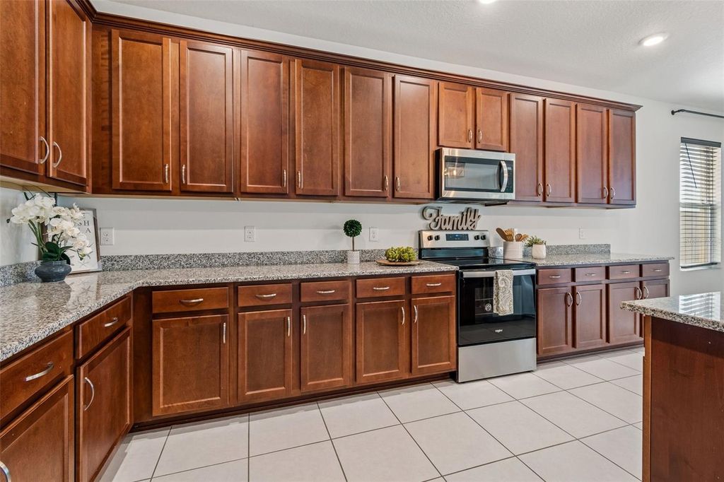 Image 19 of property listing at 4807 WINDY HAMMOCK WAY, Palmetto, FL 34221