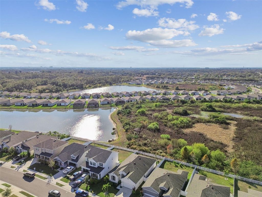 Image 70 of property listing at 4807 WINDY HAMMOCK WAY, Palmetto, FL 34221