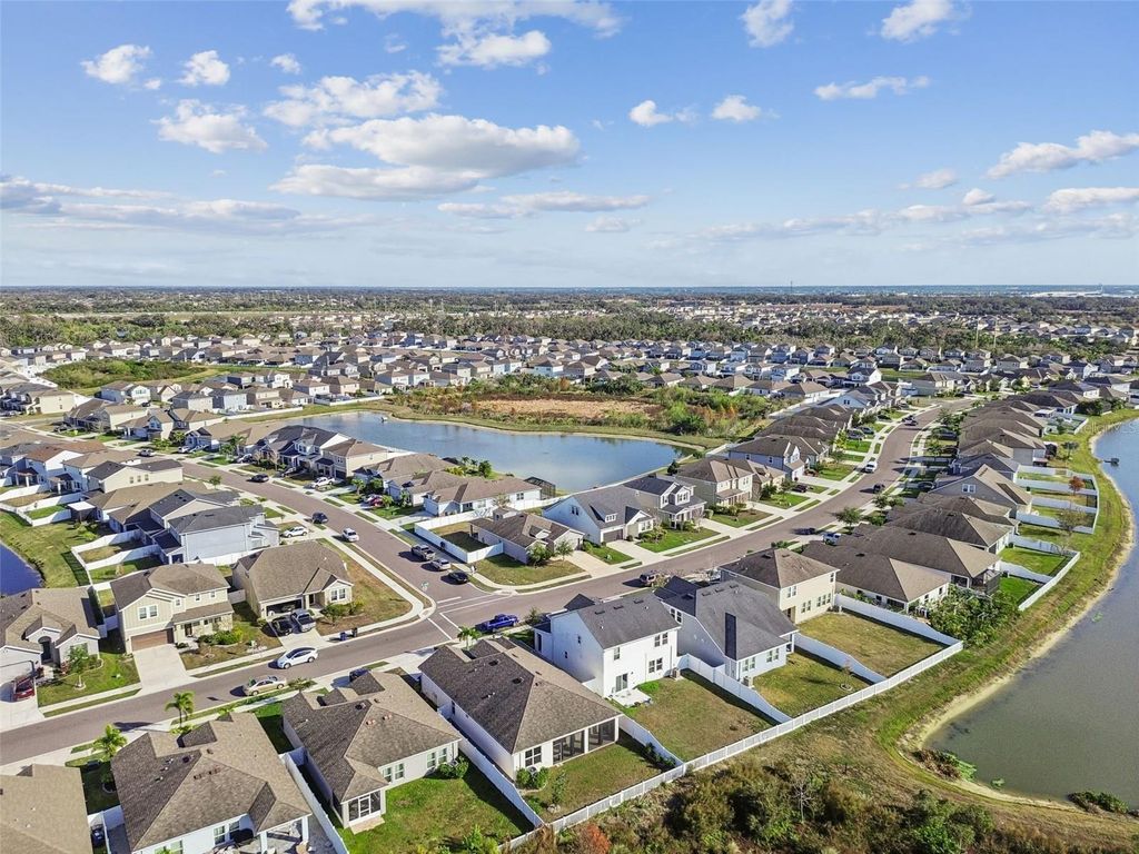 Image 77 of property listing at 4807 WINDY HAMMOCK WAY, Palmetto, FL 34221