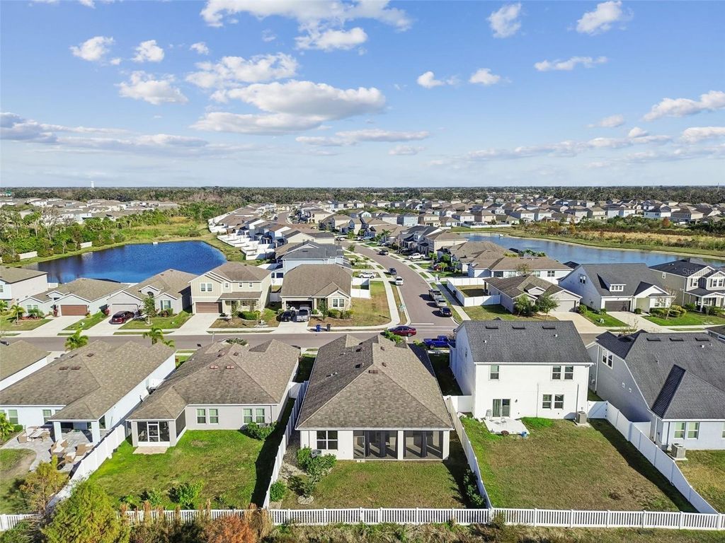 Image 79 of property listing at 4807 WINDY HAMMOCK WAY, Palmetto, FL 34221