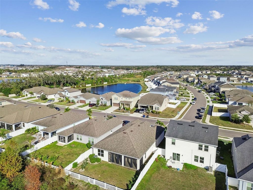 Image 80 of property listing at 4807 WINDY HAMMOCK WAY, Palmetto, FL 34221