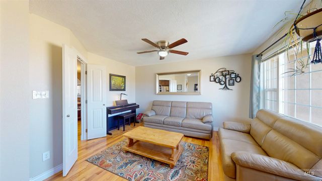 5490 Hwy 51, Mountain Home, ID 83647