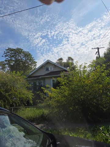 10243 S Lafayette Avenue, Chicago, IL 60628