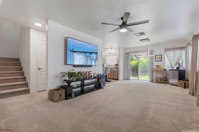 87-1073 Anaha Street, Waianae, HI 96792