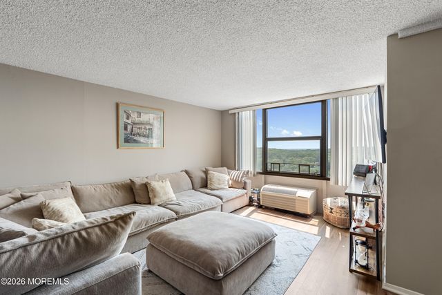 1 Scenic Drive 1112, Highlands, NJ 07732