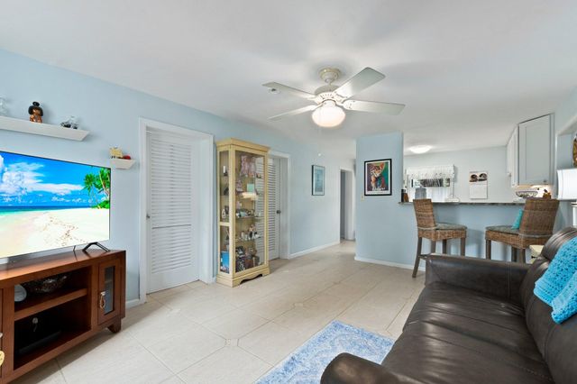 1136 SE Osceola Street, Stuart, FL 34996