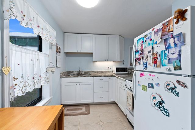 1136 SE Osceola Street, Stuart, FL 34996