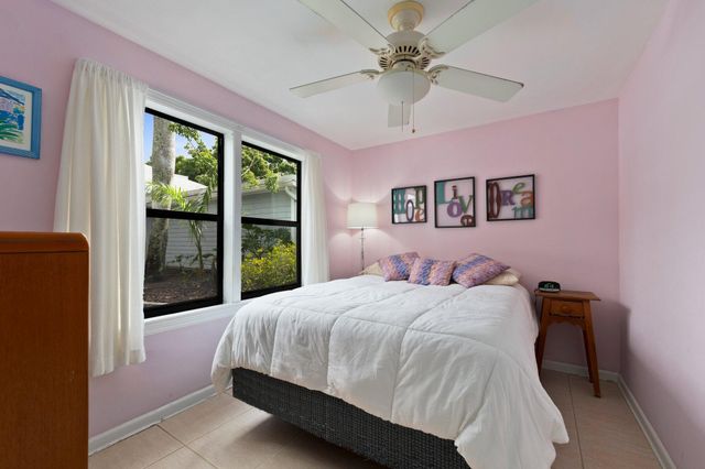 1136 SE Osceola Street, Stuart, FL 34996