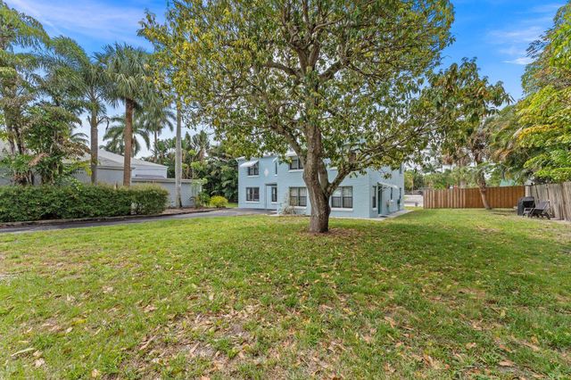 1136 SE Osceola Street, Stuart, FL 34996