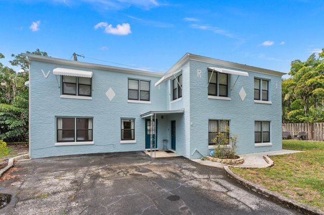 1136 SE Osceola Street, Stuart, FL 34996