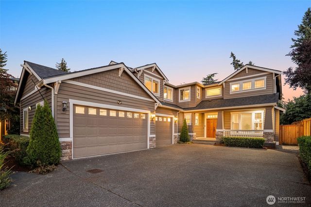 8821 SE 39th Street, Mercer Island, WA 98040