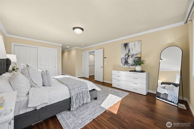 8821 SE 39th Street, Mercer Island, WA 98040