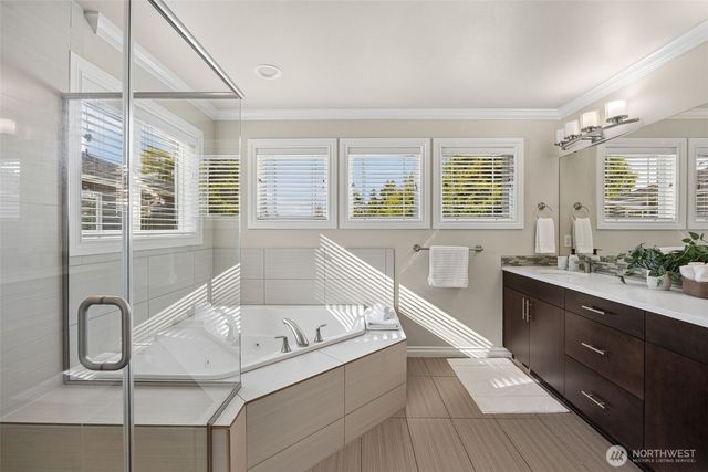 8821 SE 39th Street, Mercer Island, WA 98040