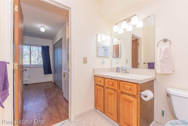 25803 Lexington Drive 4, South Lyon, MI 48178