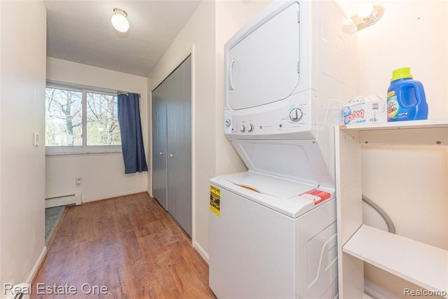 25803 Lexington Drive 4, South Lyon, MI 48178