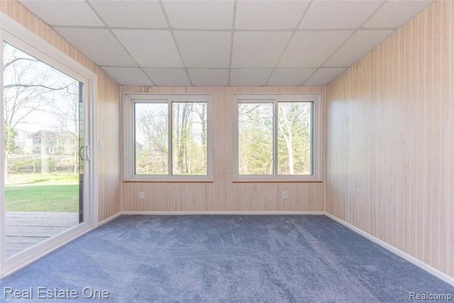 25803 Lexington Drive 4, South Lyon, MI 48178