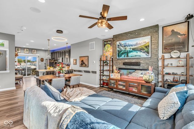 315 Steeples Boulevard, Indianapolis, IN 46222