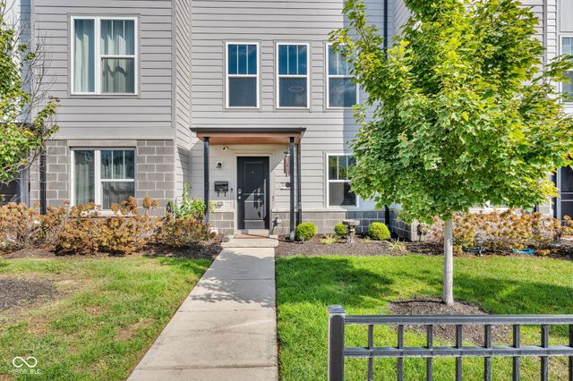 315 Steeples Boulevard, Indianapolis, IN 46222