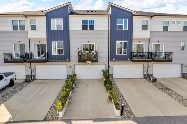 315 Steeples Boulevard, Indianapolis, IN 46222