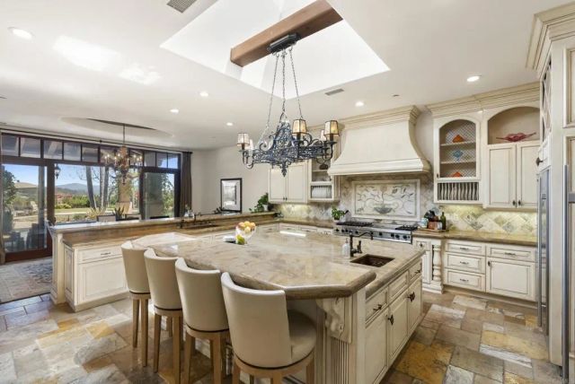 4130 Rancho Las Brisas, Carmel Valley, CA 92130