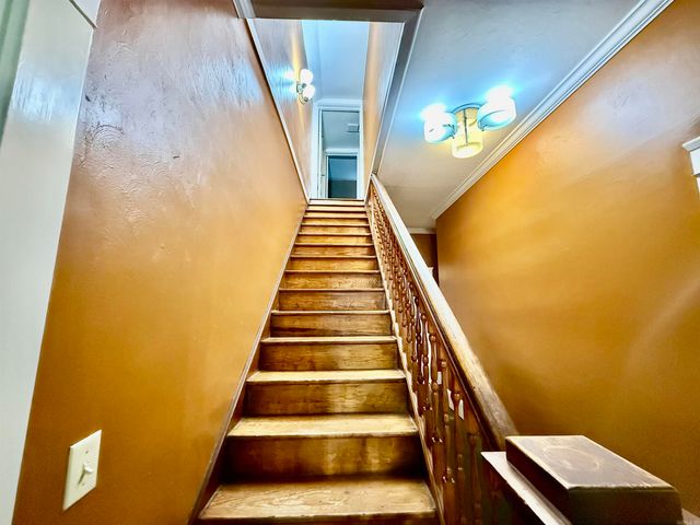 1087 E College Street, Batesville, AR 72501